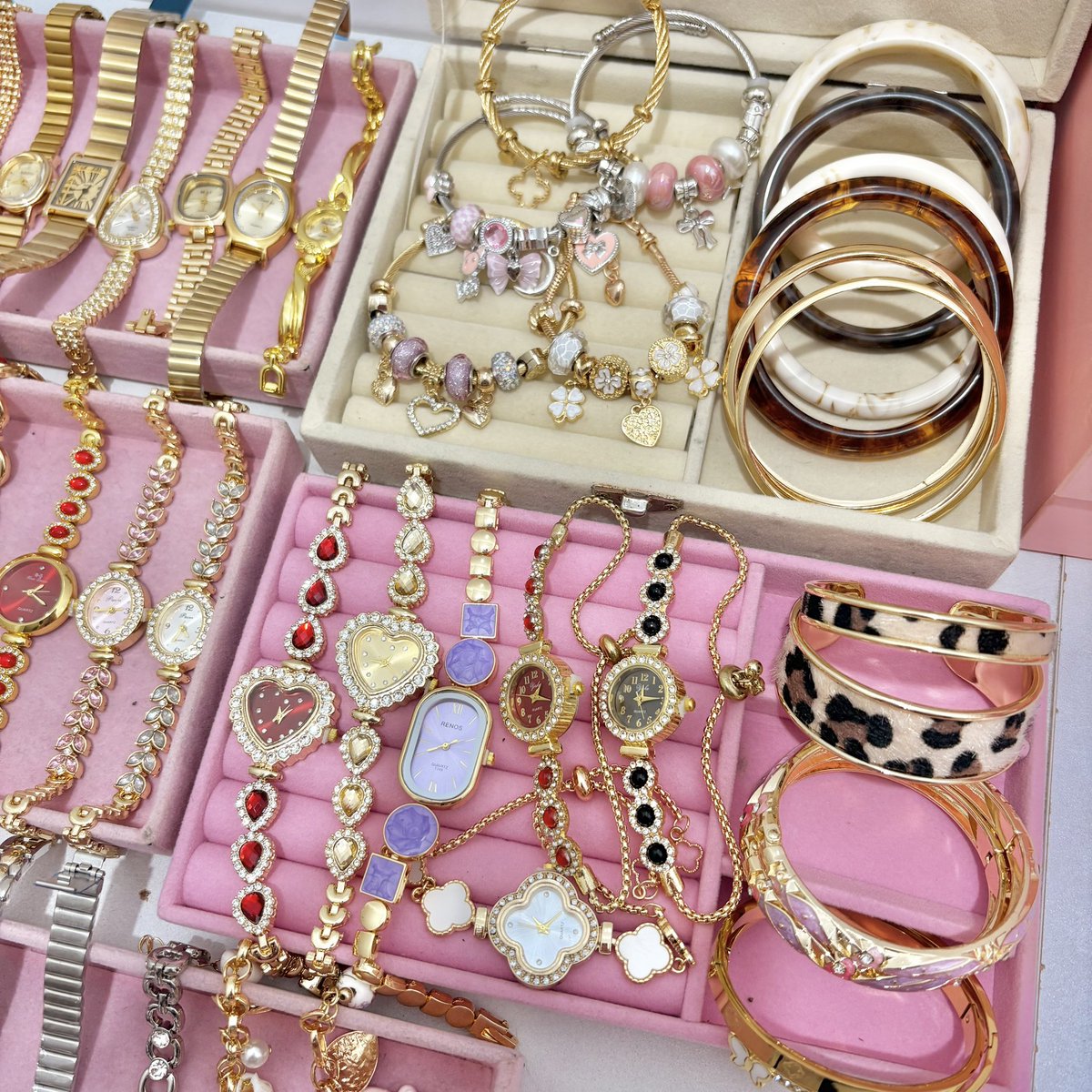 Nathalie Collections tweet media