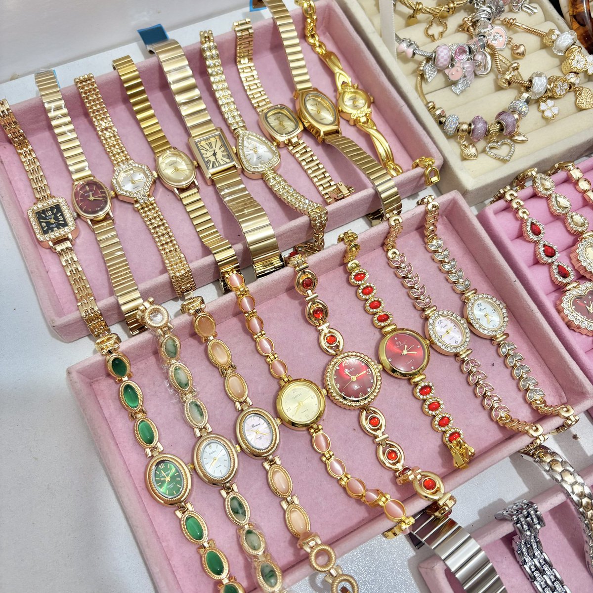Nathalie Collections tweet media