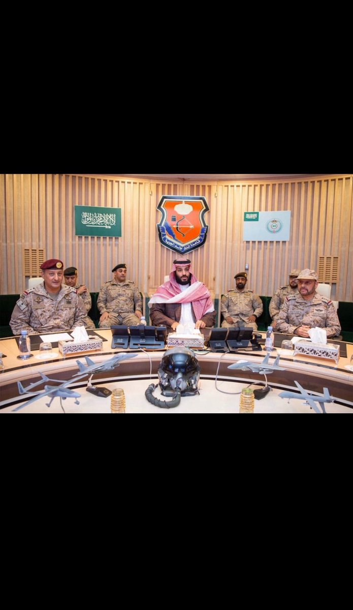 اضــرب بيمنى مـا  تكل  ولا تهـاب
واطمس وجيه الغدر في كل اتجاه