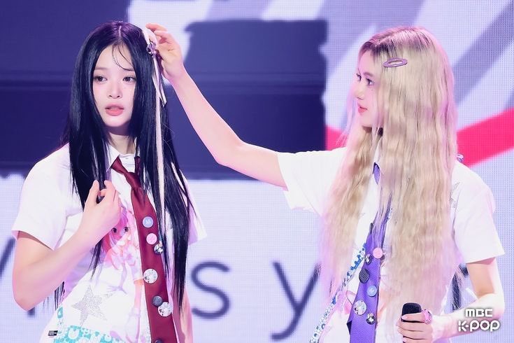 minjibase's tweet image. hybe your media play won’t work on me i know what sisters look like