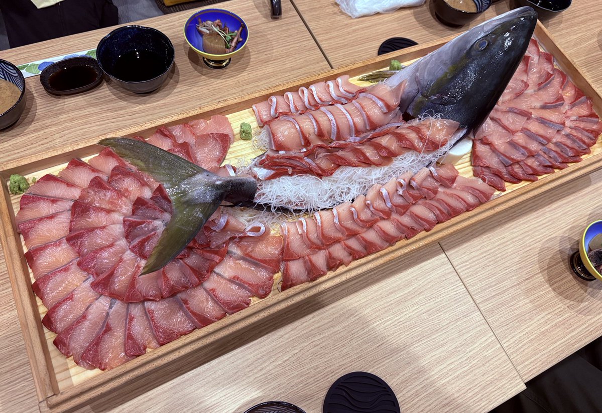 Vie animée様♡専用コーナー♪(๑ᴖ◡ᴖ๑)♪ ライヴレポート】＜V系って知ってる？＞、7時間越え全47曲の熱狂と尊い