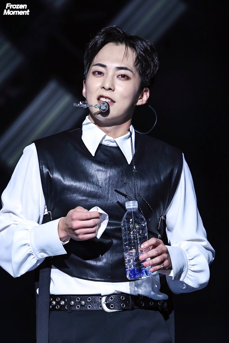 250927 

보고싶어ㅜ0ㅜ

#시우민 #XIUMIN #シウミン