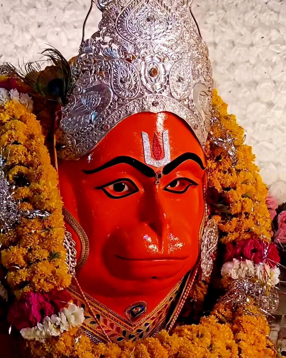 Ten Unknown Facts About #BMW

1. Founding and History: BMW, Bayerische Motoren Werke AG, was founded in 1916 in Munich, Germany, initially producing aircraft engines. The company transitioned to motor