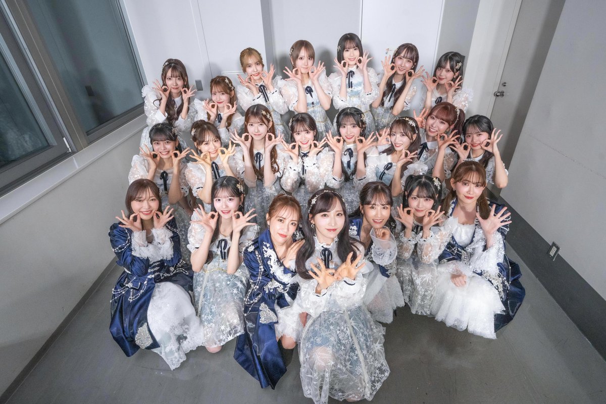 AKB48_staff's tweet image. 🏆第67回輝く！日本レコード大賞🏆

企画賞を受賞した『Oh my pumpkin!』と
『恋するフォーチュンクッキー』を披露させていただきました🎤🥠🤍

OGのみなさんと20周年という節目に
レコ大のステージに立たせていただけて
本当に光栄でした…❕🥹💫
たくさんのご声援ありがとうございました📣…