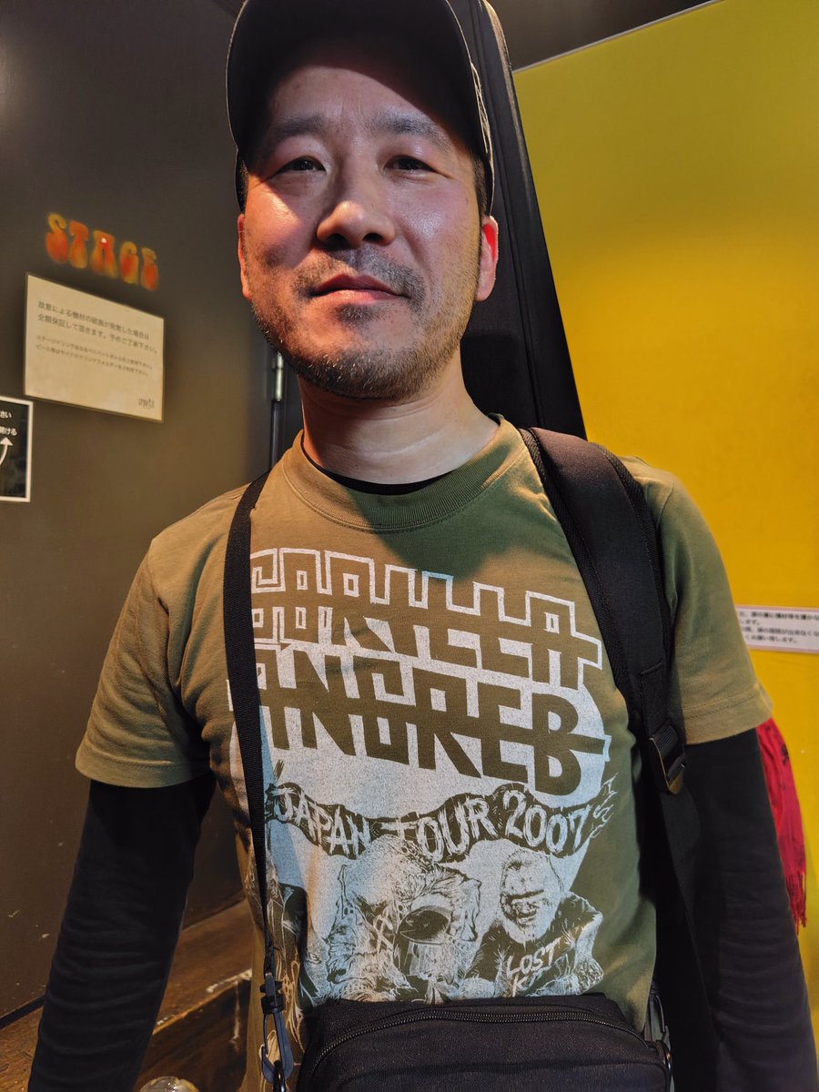 SICKSハヤトくん、ゴリラアングレブ2007年日本ツアーTシャツ！ マジか