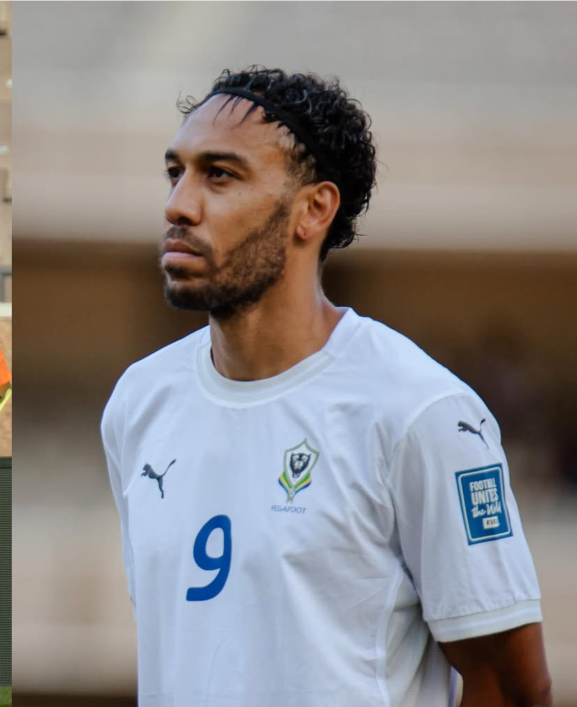 Pressafrik's tweet image. ⚽❌ Forfait pour le dernier match du Gabon à la CAN : Pierre-Emerick Aubameyang 🇬🇦 est désormais remis à la disposition de l’OM 🔵⚪

#Aubameyang #OM #CAN2025 #Football #Mercato #Ligue1 #Gabon