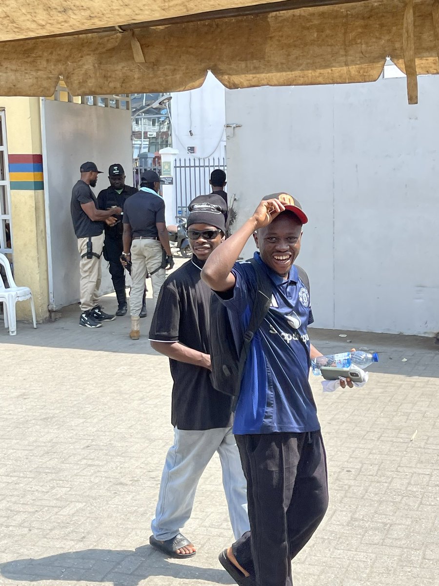 Nsukka_okpa's tweet image. Ejima Jesus 😂😂

@BigDowat and @thisisdmt01