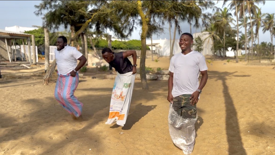 Le 20 décembre 2025, les membres d’@alafia_jeunes ont vécu une sortie annuelle riche en découvertes, mémoire et convivialité à Aného et ses environs. Visites culturelles, jeux éducatifs sur les #VBG, partage et cohésion ont rythmé cette journée dédiée au vivre-ensemble.