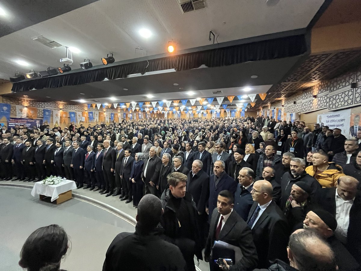 📍 AK Parti Genişletilmiş İl Danışma Meclisi Toplantısı

Cumhurbaşkanı Yardımcımız Sayın Cevdet Yılmaz ve Millî Eğitim Bakanımız Sayın Yusuf Tekin’in teşrifleriyle; milletvekillerimiz, bölge ve il koordinatörlerimiz ile teşkilatımızın her kademesinden dava arkadaşlarımızın