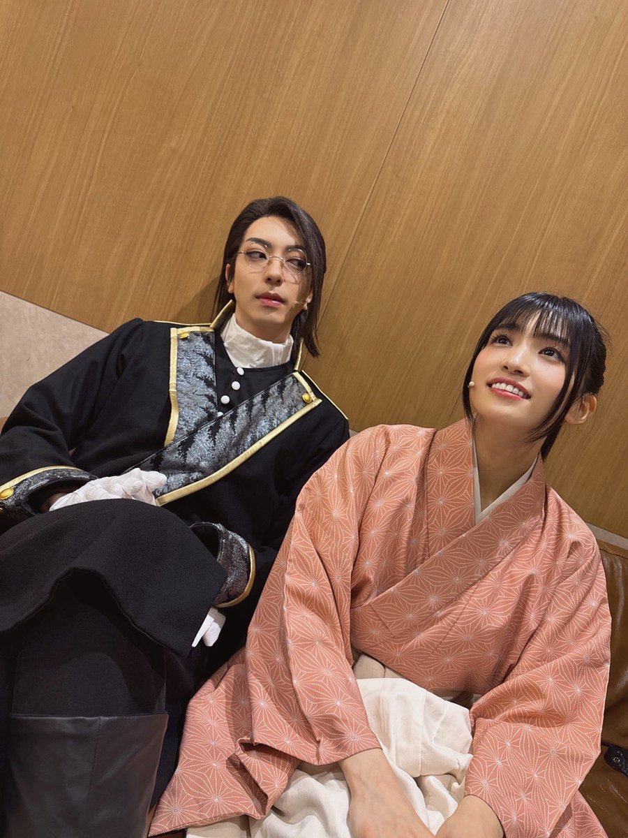 aoki_shion's tweet photo. 山南さんと🌸🌸
#薄桜鬼 #薄ミュ  #薄ミュLIVE4 https://t.co/fCfWi9jiqz