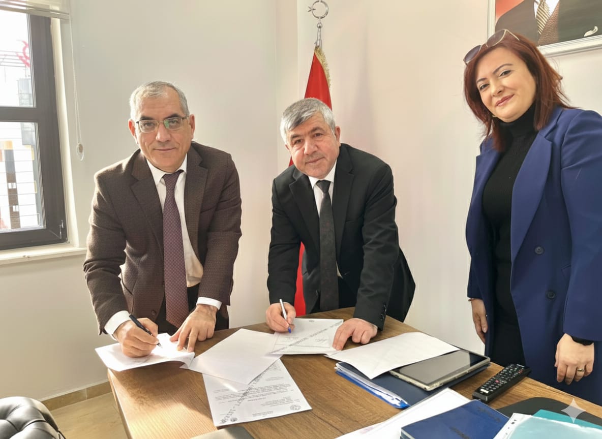 MER-DER’den Eğitime Güçlü Bir Dokunuş: “Eğitim Varsa, İmkânsızlık Yoktur”

Eğitimin dönüştürücü gücüne inanan MER-DER, dezavantajlı bireyler ve özellikle engelli üyeler için umut olacak yeni bir projeyi hayata geçirdi. “Eğitim Varsa, İmkânsızlık Yoktur” adıyla başlatılan proje,