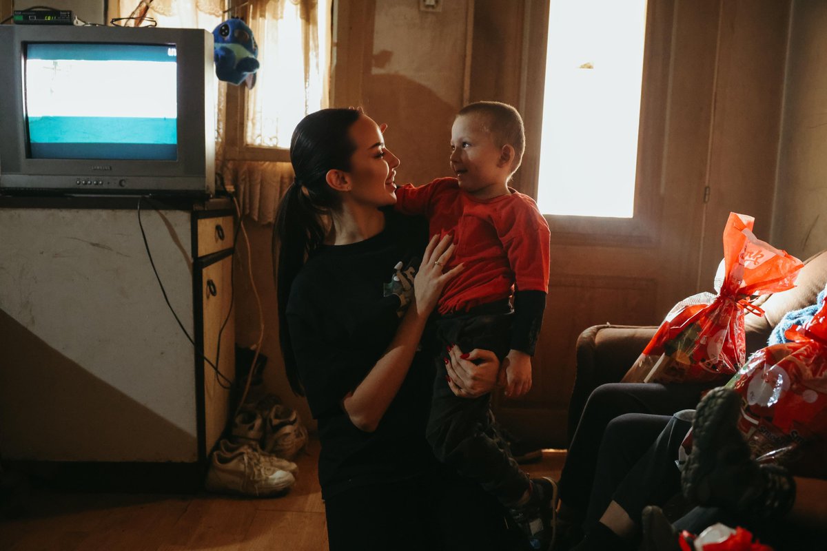 28Jun's tweet image. Thanks to your incredible generosity, we have raised enough funds to purchase a modest new home chosen by the Marković family in their neighborhood. The family, which includes seven children, has been living in a one-bedroom house, and together we agreed that securing a proper…