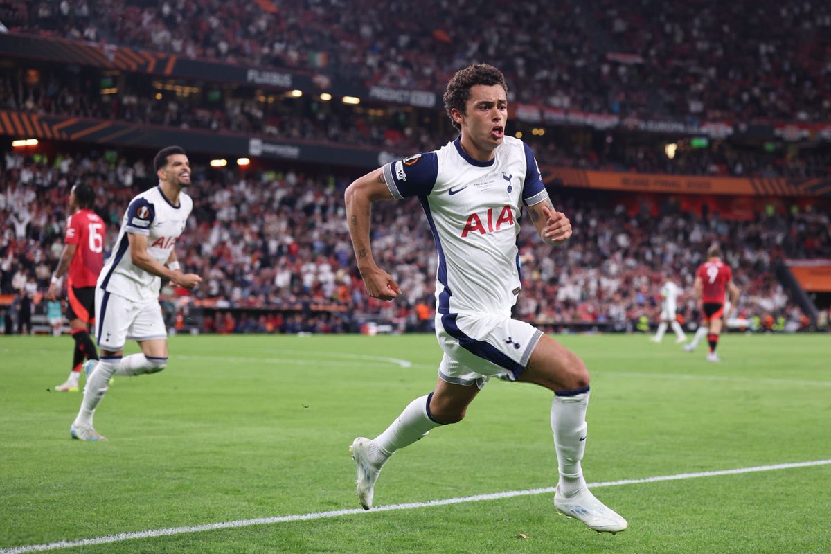 axelthfc's tweet image. FOREVER grateful🫶