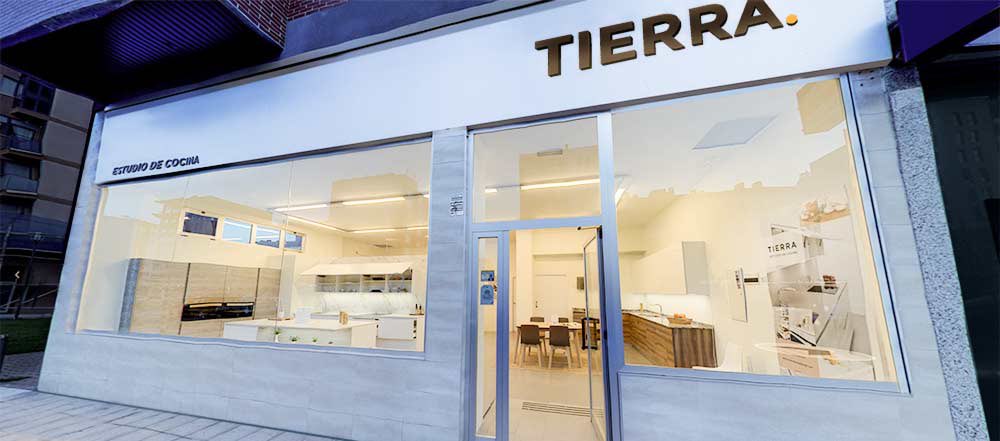 📣 ¡𝘽𝙪𝙚𝙣𝙖𝙨 𝙣𝙤𝙩𝙞𝙘𝙞𝙖𝙨!
Renovamos patrocinio con Tierra Home y en SanPru estamos súper content@s de seguir caminando junt@s 🤝
Gracias por vuestro apoyo… ¡a por muchos goles más! 💚