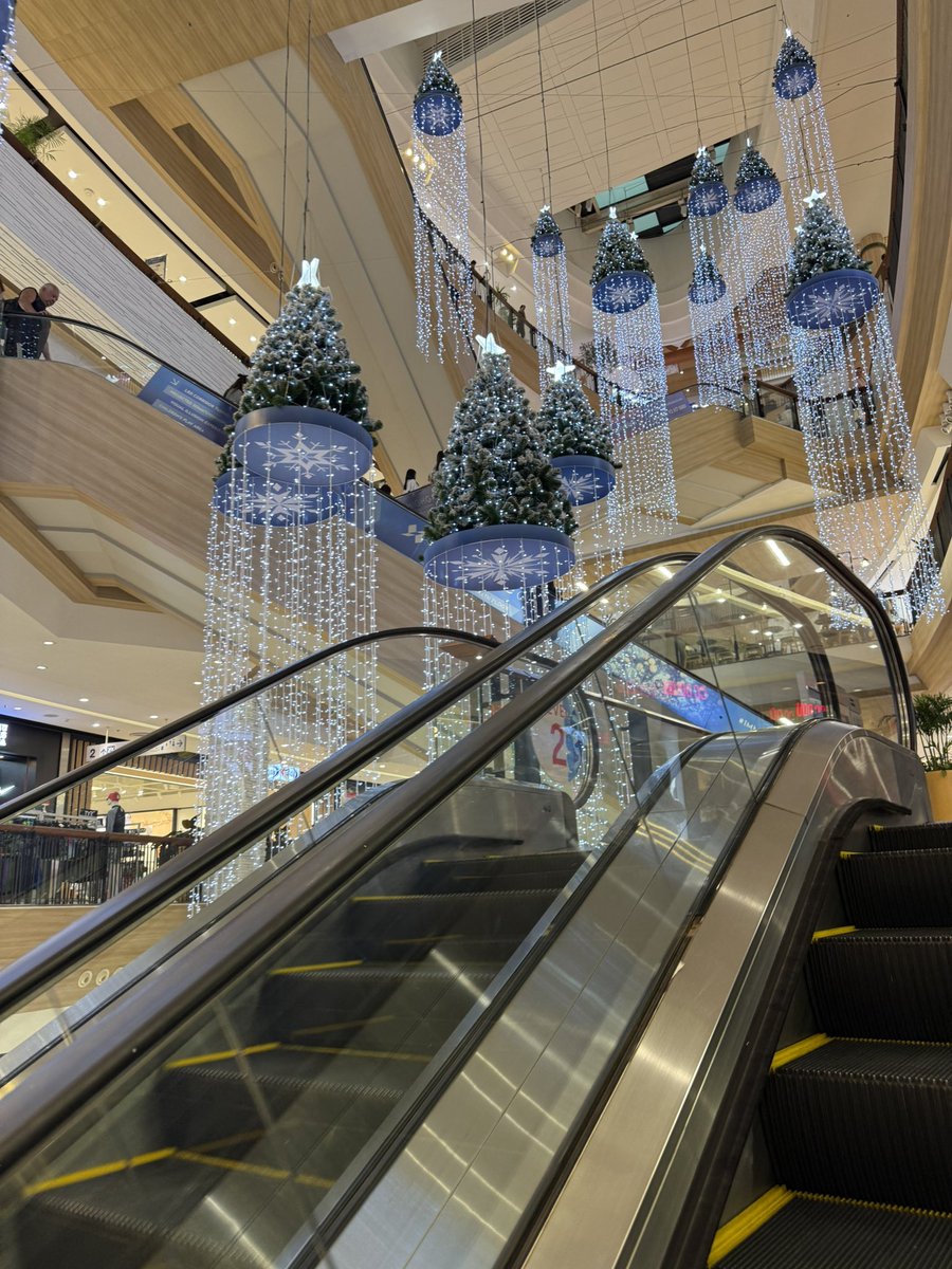 หาคนดูคอนเป็นเพื่อน มาคนเดียว #พัทยา #พัทยาใต้