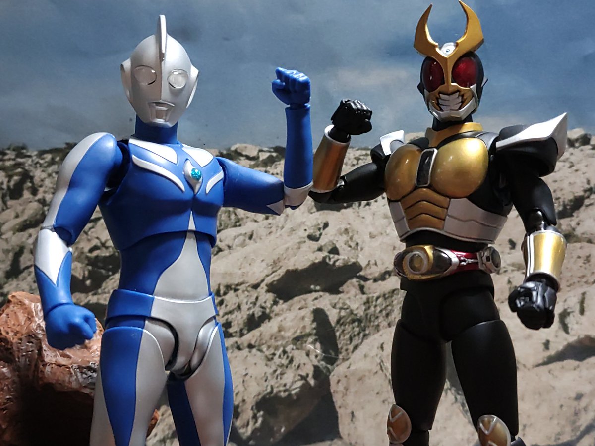 夜のフィギュア撮影会 テーマ｢フリー｣ 来年で25周年を迎えるヒーロー達