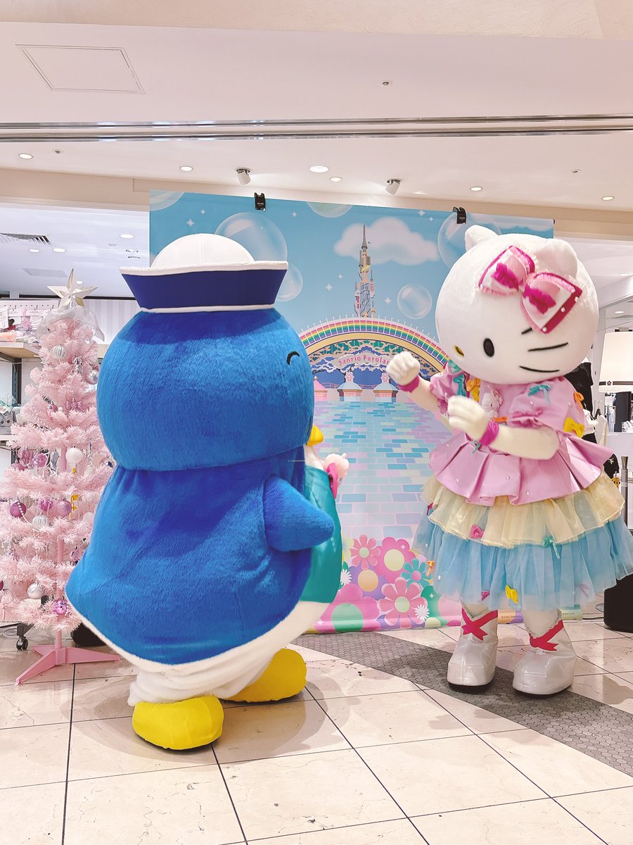 itoumei's tweet photo. 天王寺ミオさんでの
Kawaii☆Festa vol.6

最終日は
⁡なんと…！

スペシャルゲスト
キティちゃんと
サムくんが
カワスタに来てくれました💕

今回も
とびっきりの
かわいい時間と空間を
ありがとうございました♡ https://t.co/OGbJ0M6Dqu