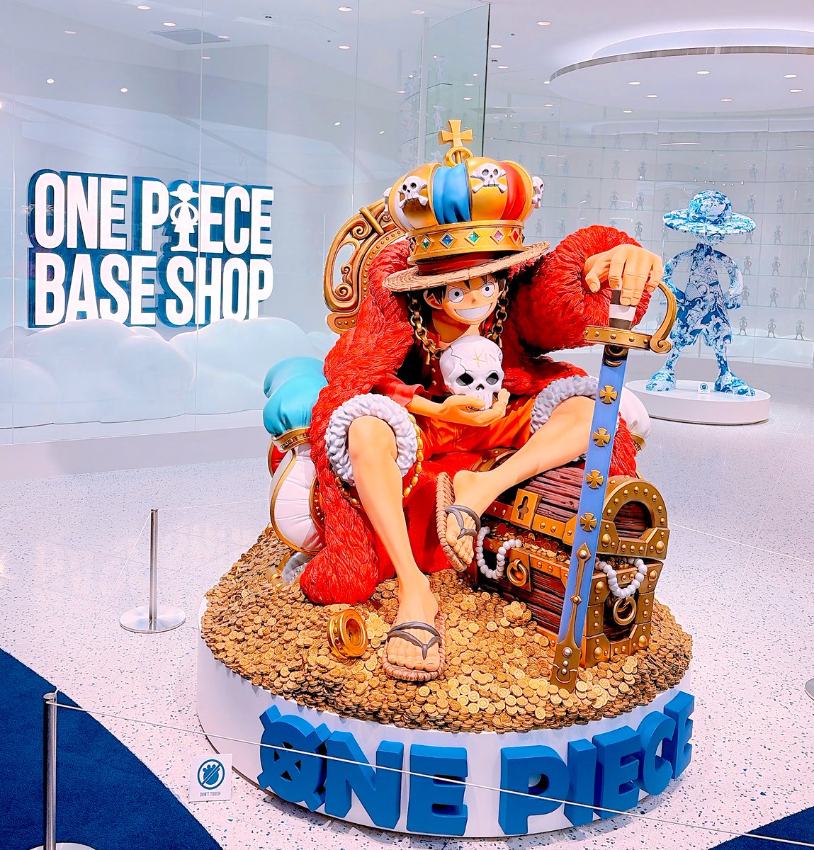 ONE PIECE』アクリルブロック “HEROES” ポートガス・D・エース – JUMP