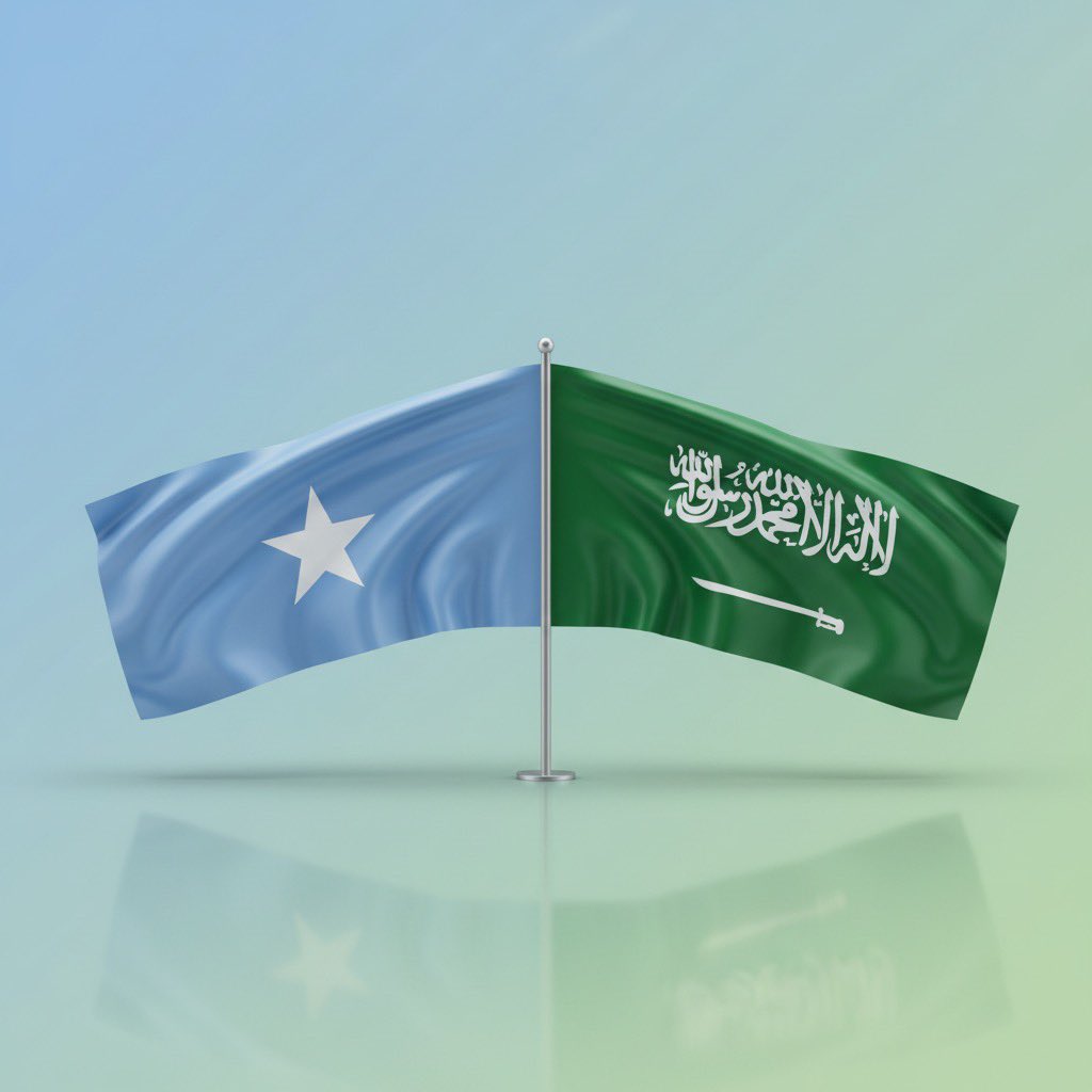 نقف مع قيادة المملكة العربية السعودية وشعبها الشقيق في مواجهتهم للتهديدات التي تمس أمنهم القومي، وتهدد وحدة وتماسك الشعب اليمني الشقيق. وندعم كل خطوة من شأنها تحقيق استقرار المنطقة وأمنها. 
#السعودية_العظمى 
#اليمن_ينتصر 
#الصومال