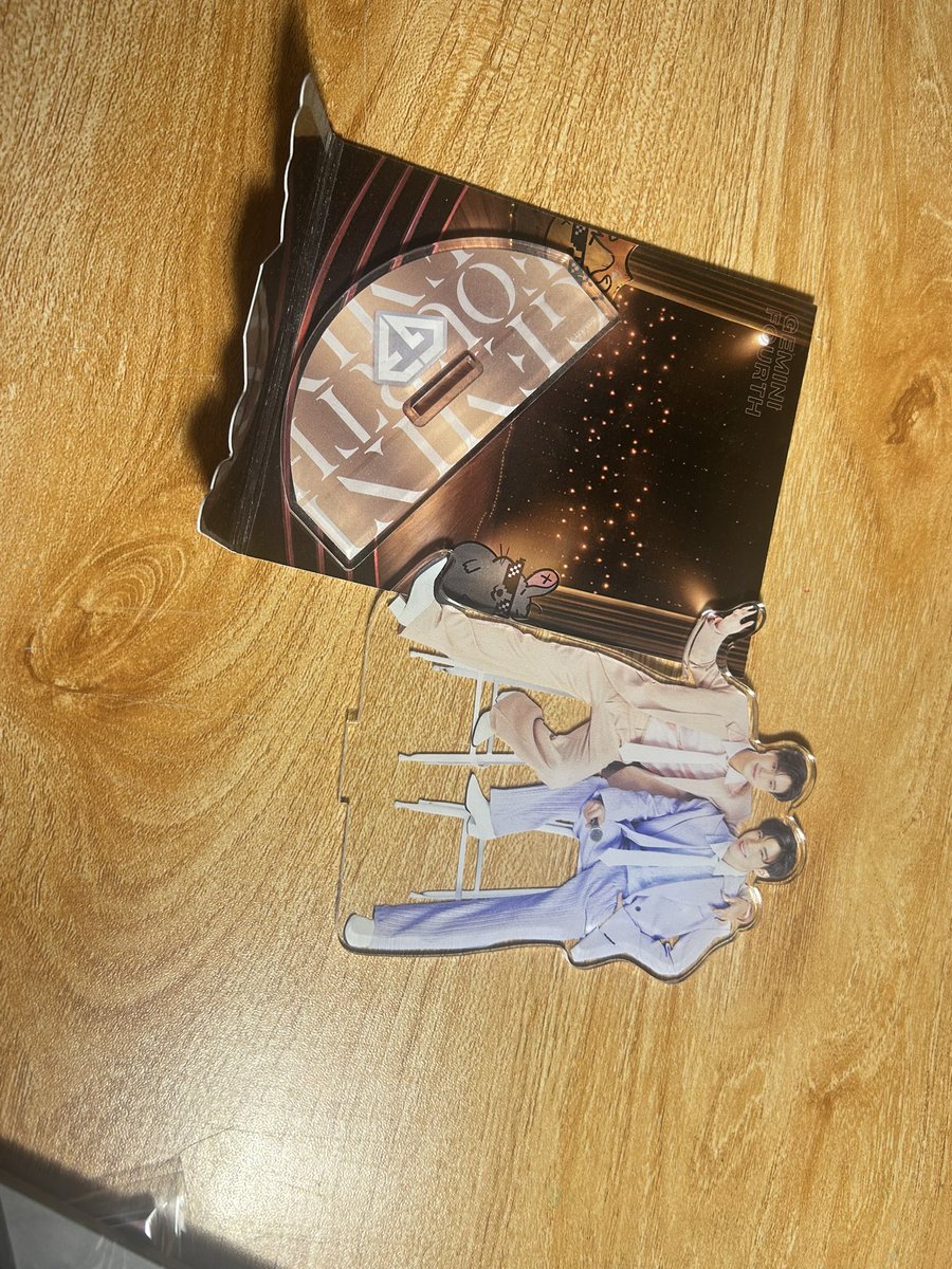 offgunogbabii's tweet photo. 🖤GEMINIFOURTH ACRYLIC STANDEE from 390 to 300฿
🧡สแตนดี้เจมีไนน์โฟร์ทอะคริลิกจากแฟนผมเป็นประทานนักเรียน จาก 390เหลือ 300บาท

🚚พร้อมส่งในไทย ค่าส่งเหมา30฿
🚚Ready to ship in Thai  30฿

#ตลาดนัดgmmtv #ตลาดนัดเจมีไนน์โพร์ท #แฟนผมเป็นประทานนักเรียน #myschoolpresident #เจมีไนน์โฟร์ท https://t.co/3kfiC5XA0s