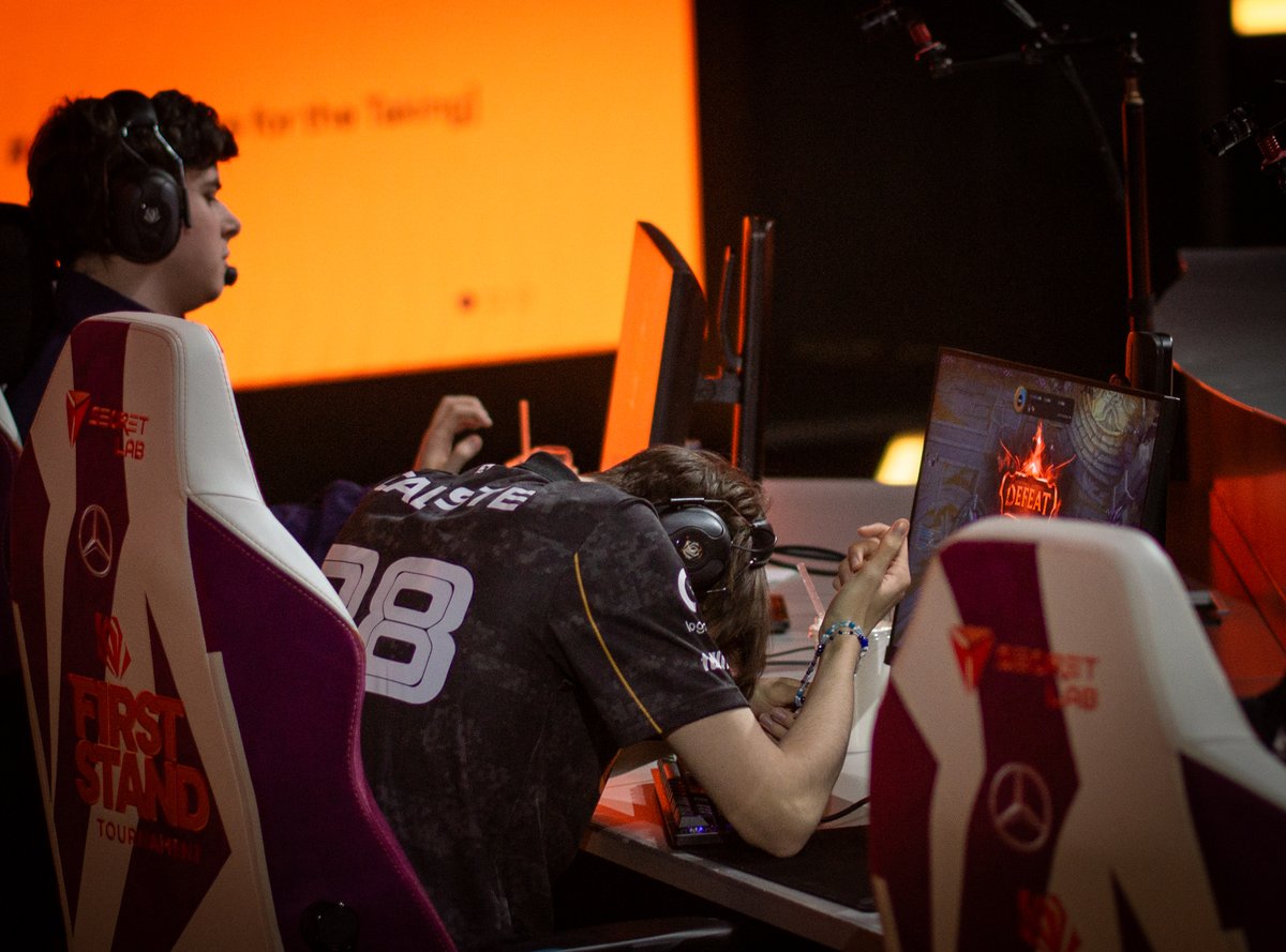 unrankedtoTim's tweet image. First Stand in Korea 🇰🇷
MSI in Vancouver 🇨🇦
LEC in Madrid 🇪🇸
Worlds in China 🇨🇳