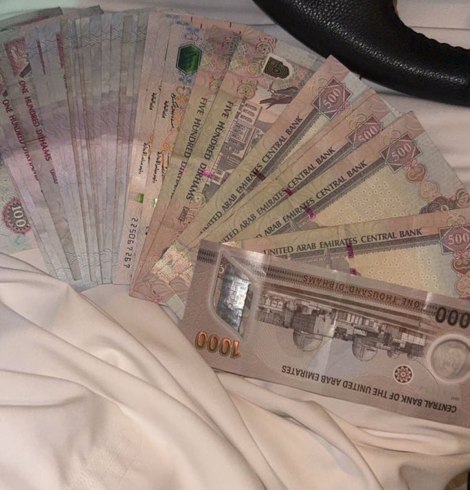 بوظبي ؟
#عيزي #فويس #طفش  #مٌعصيٌتٓيّ_رحّتِي #دبي #ابوظبي #بوظبي