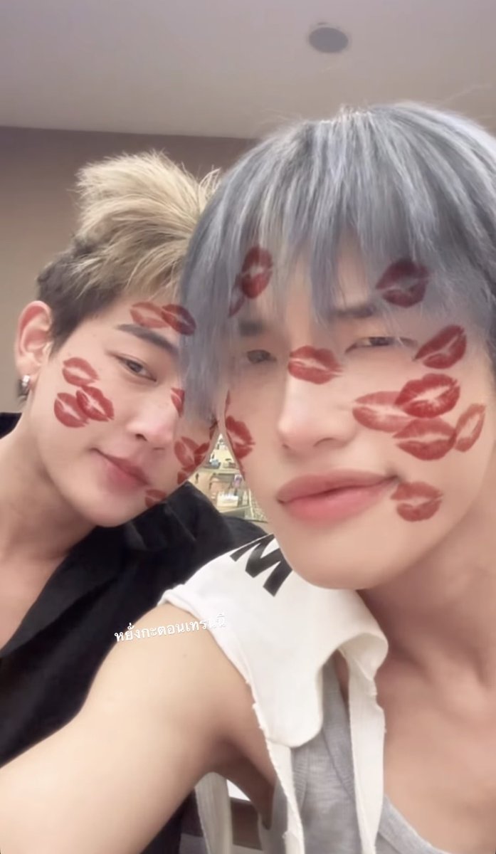 ppuffypie__'s tweet image. ผมอะตัดได้ แต่ตัดใจจากเธอไม่เอานะครับ 🐶