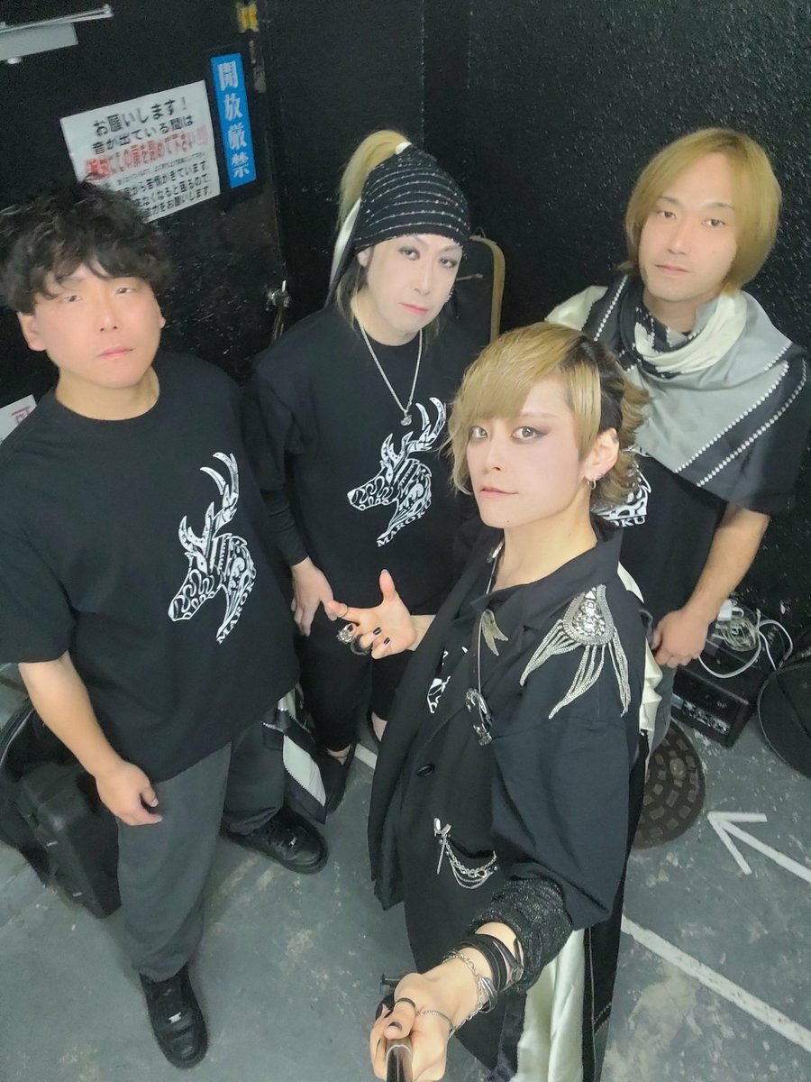 m_a_6_9_'s tweet photo. Narciss Presents
「Filing No.2025」
有難うございました🐴🦌

「Welcome back...」
「一、二、三、四、、、」
「ななにち」
「後悔噬臍」
「ハナウタ」
「集」 https://t.co/UxcuSiZoDI