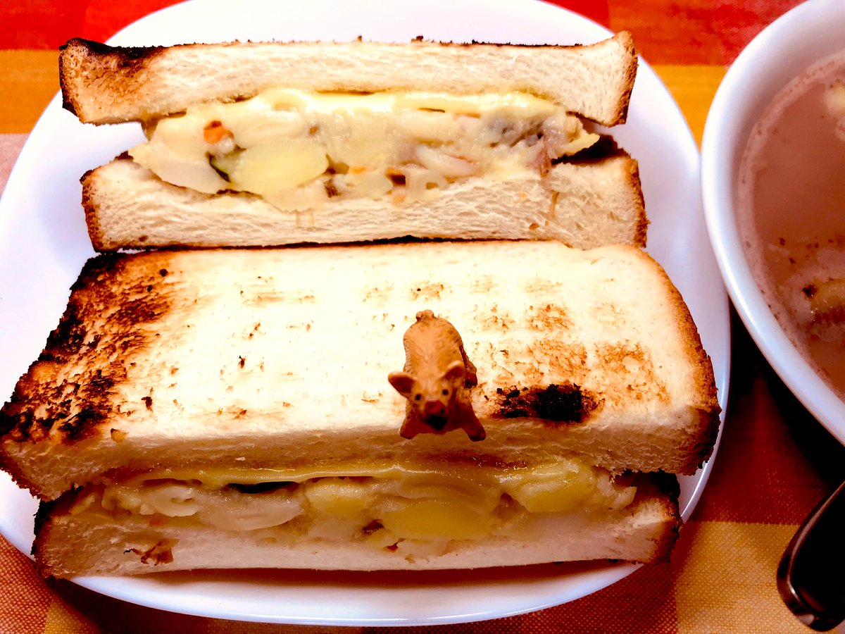 師走の中さまざまな雑事もこなす一日。朝は武蔵製菓•みたらし団子豆