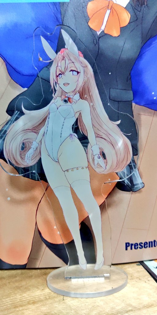 えっとでは明日のお品書きみたいなもの!!
【新刊】艦嬢画報2025冬/¥500
【既刊】擬人案記・改/¥200
【グッズ】I♥74ステッカー/¥500
【グッズ】USSドラムアクスタ/¥2000
その他既刊少々…
小銭のご用意いただければ助かります(;'∀`) 