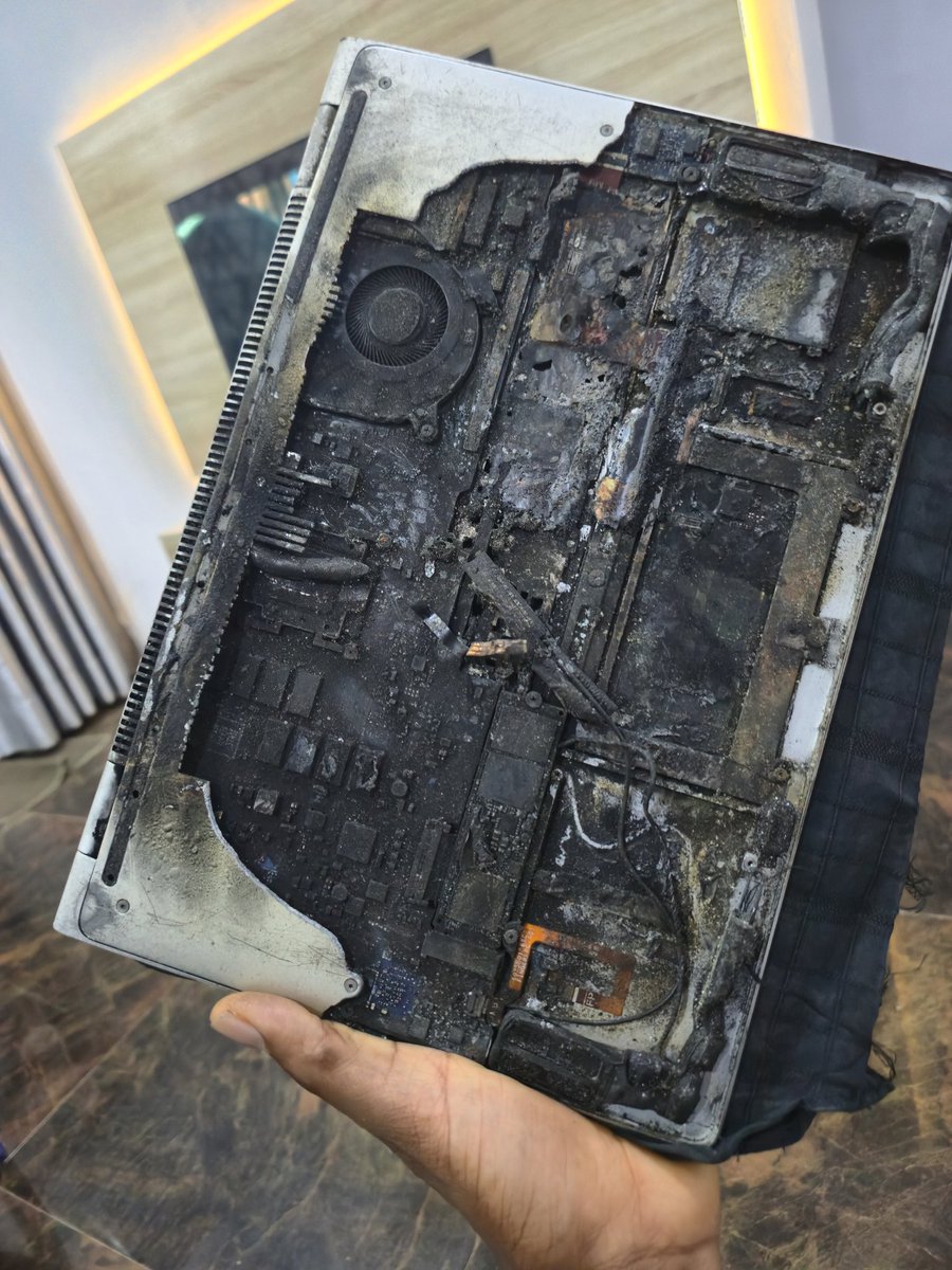 PLEASURE 🛜 tweet media