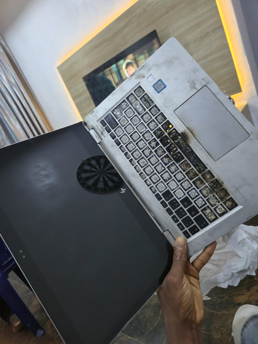 PLEASURE 🛜 tweet media