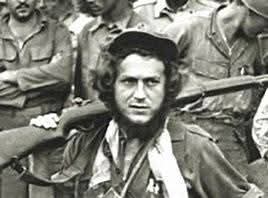 Evocamos al valiente capitán rebelde Roberto Rodríguez, El Vaquerito, jefe del Pelotón Suicida, que bajo las órdenes directas del Che tanto contribuyó al triunfo que abonó con su sangre. #67AñosEnRevolución