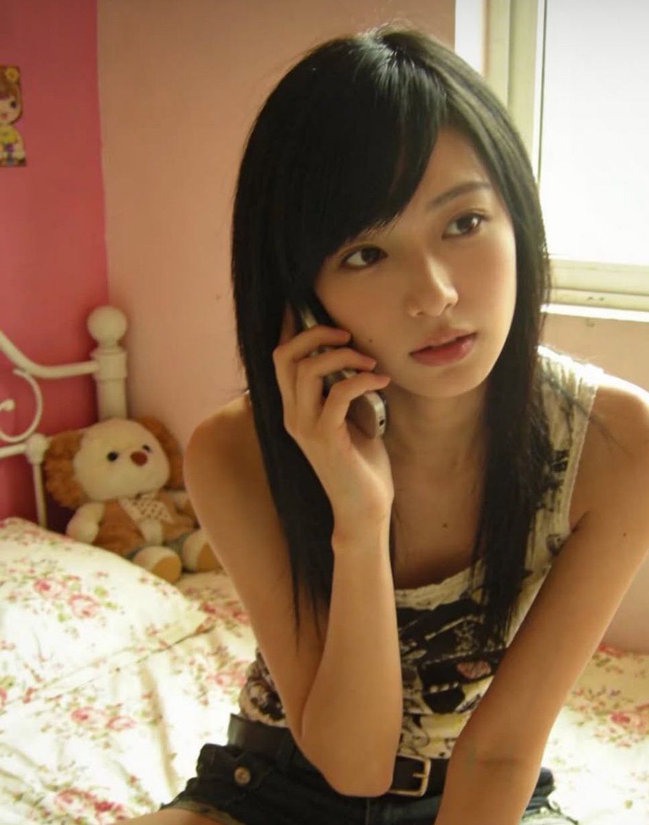 omoshire__girl's tweet image. こういう高くて派手じゃないのに、綺麗と可愛いが混在してる鼻すき…🎀

生まれつき美人鼻。