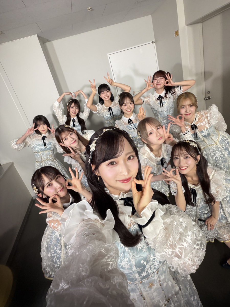 yuiyui_maromaro's tweet photo. 🏆第67回輝く！日本レコード大賞🏆
企画賞
#Oh_my_pumpkin!
#恋するフォーチュンクッキー
披露させて頂きました🎤🤍✨
AKB48  20周年を記念して作って頂いた20周年記念ソングをレコード大賞で披露させて頂けてとても幸せでした…！

心の記念にもなりました😌

またレコ大のステージに立てるよう
頑張ります！！
#レコード大賞