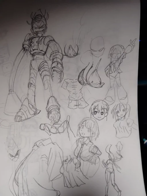 興味ないかもしれませんが、ボスキャラコンテストのデザインを色々考えてた時のラフをアップさせてクレメンス 