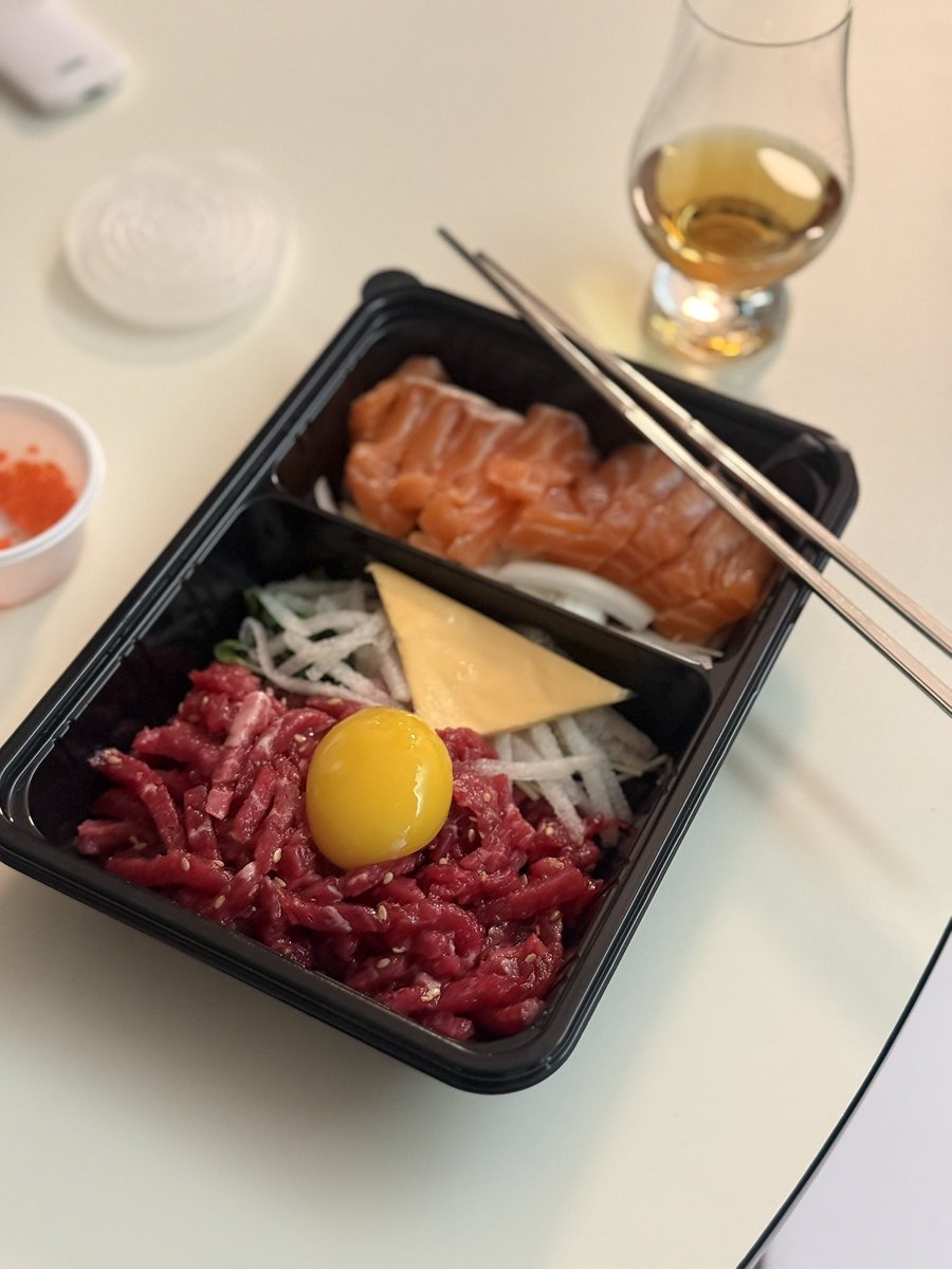 이 조합 야식에 맛들림,,,