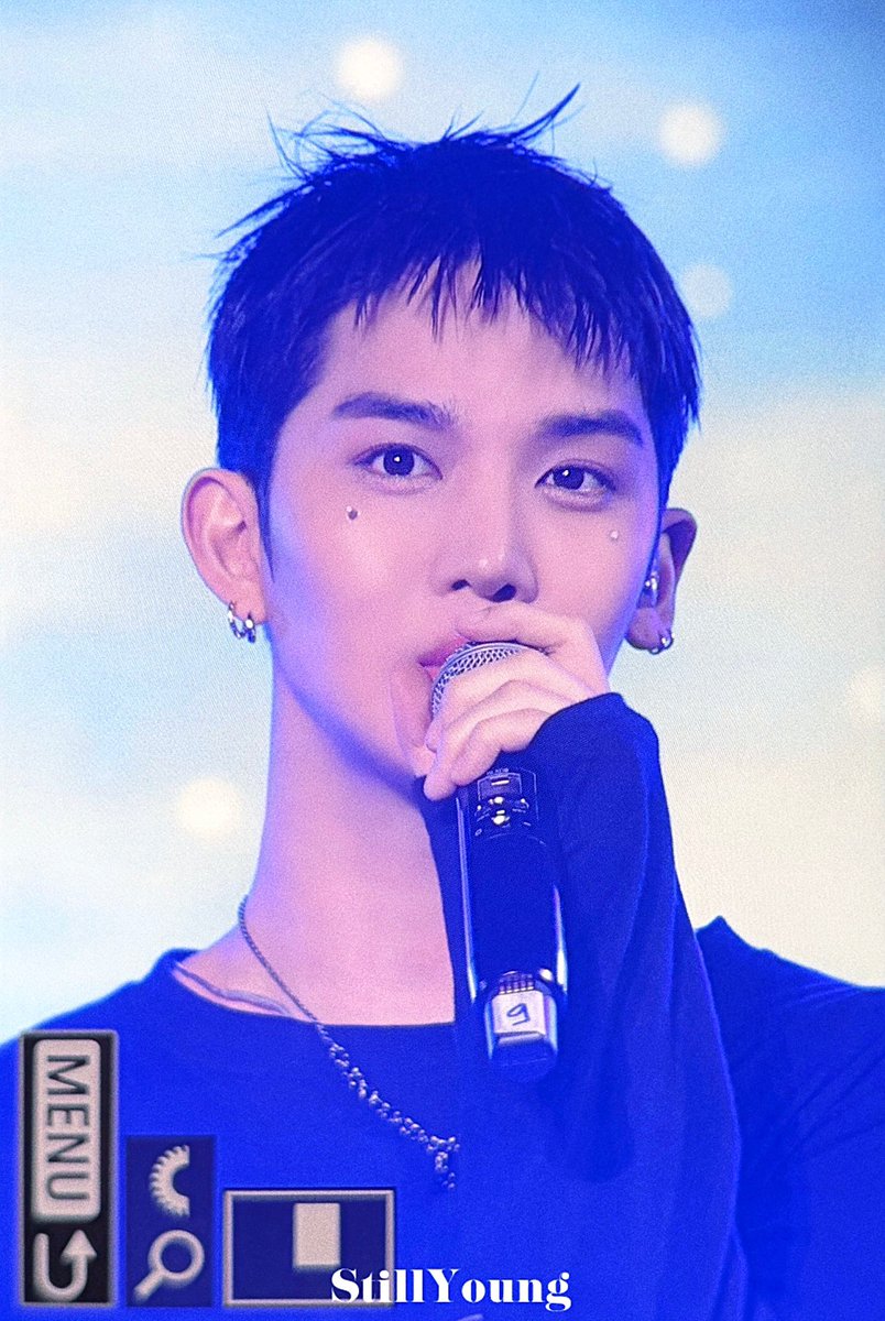 머리 질렸다고 완전 짧게 자르고 나타나신 이분
ᴶᴼᴺᴺᴬ 미남권력 있으시다