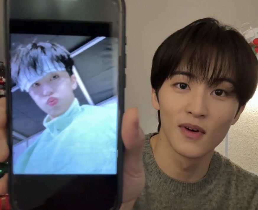 1uv9982's tweet image. 너무귀여워ㅓ•••••