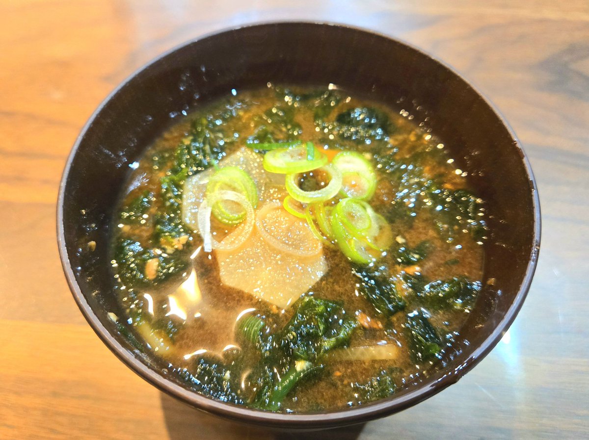 #南伊勢 より初物のアオサが。

鰹出汁に豆味噌。至福の一杯。

来年も自然の幸に恵まれますように。