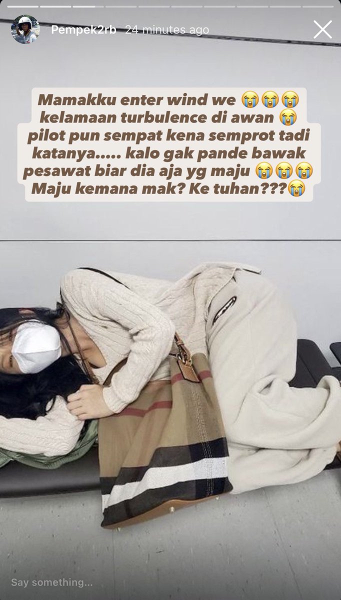 rahasiyyaa's tweet image. Jalan jalan sama adrian….