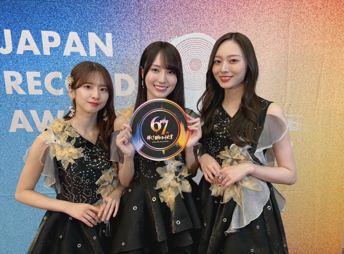 #乃木坂46 のオフショットも届きました📷✨
引き続きお楽しみください📺

#乃木坂46_Myrespect