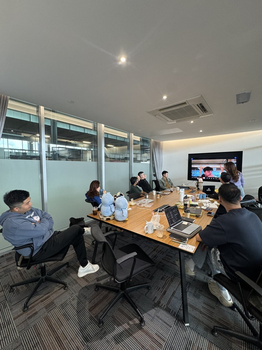 PENGU Asia tweet media