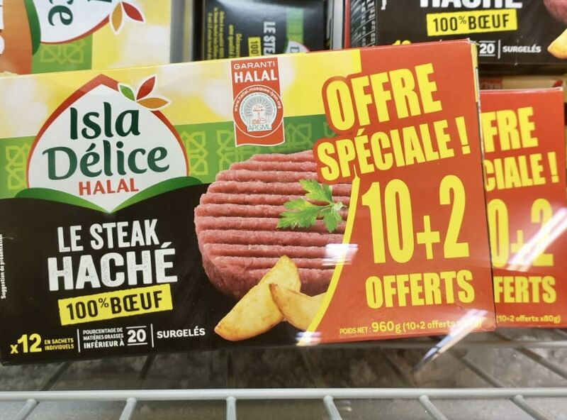 Alkanz's tweet photo. 1/5 Isla Délice, AMCE, A&amp;M : quand la communication de crise déplace le débat

Dix jours après la publication de notre enquête, Isla Délice a choisi de répondre par un communiqué et une vidéo. https://t.co/p5y4ytKO1F