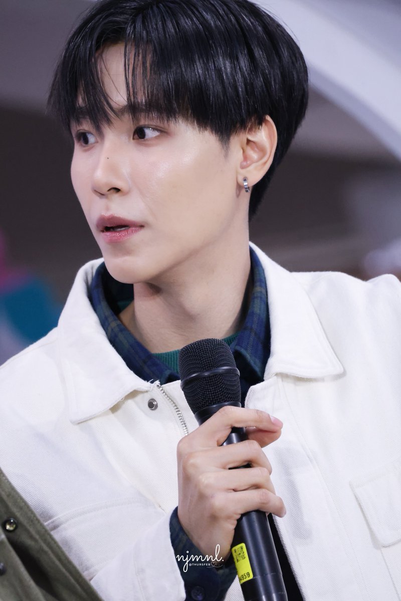 พี่เนียร์พี่ 🔥🔥

NEWYEAR WITH JUNIORMARK

#JuniorMarkXLotussSiracha
. ˚◞♡ ⃗  #junniorrs ⋅♡𓂃 <a href="/jnnrrs/">คุณทิมพัสดุตกค้าง 😈 (จัมโบ้gmm) P'Tim 🚨</a> ^ྀི૮ • ﻌ - ა