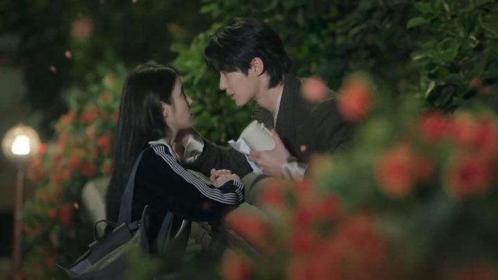 o3o_rookie's tweet image. 아이유x변우석 &amp;lt;21세기 대군부인&amp;gt;
희주이안 투샷들 벌써 미쳣고 기대된다....