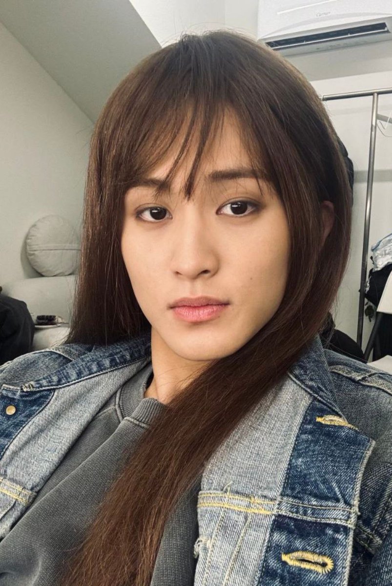 hpn_ddayy's tweet image. ตัดออกนิดเดียวคับพี่                        เสร็จละน้อง