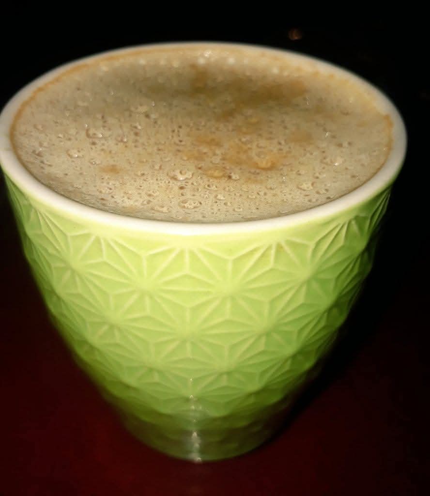 sariyarana's tweet image. وہ دم درود کا عادی ہے مجھے شک ہے
وہ پیار اپنا مجھے چائے میں گھول کر پلا دے گا.

#decembermonth #poetrylovers #chai ☕