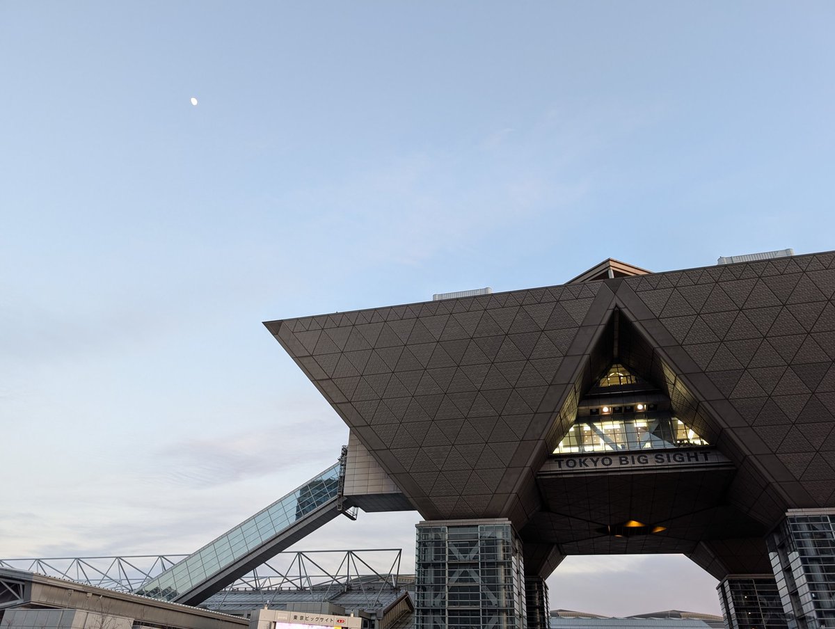 Atelier_Cha2's tweet image. #コミケ107 を終え
広島への帰路についています。
アトリエちゃちゃのブースにお越しいただいた皆様、本当にありがとうございました。またあらためてご挨拶させていただきます。
#C107 #冬コミ #サイコロ #ダイス #TRPG #モルモット