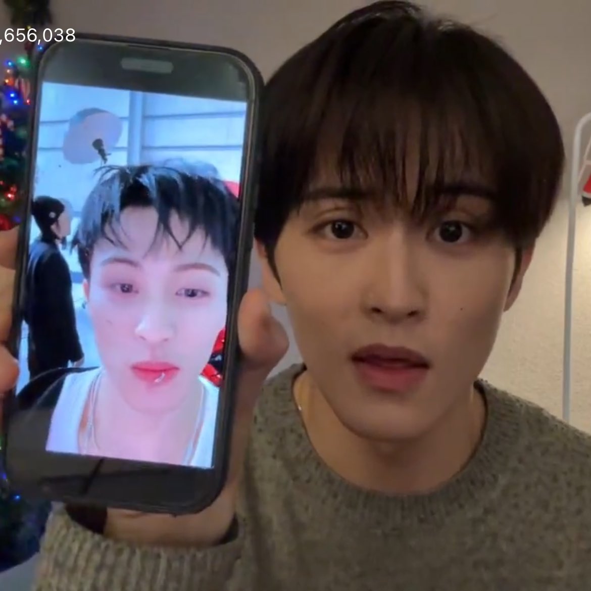 99leemark0802's tweet image. 마크가 라방에서 풀어주는 사진 모음 #마크 #MARK

1/1                                                 1/1
1/3                                                1/8